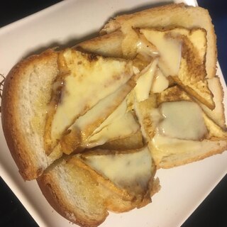 厚揚げとチーズのトースト
